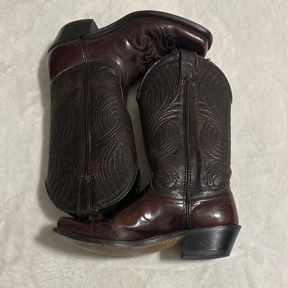 Laredo Burgundy Cowboy Boots